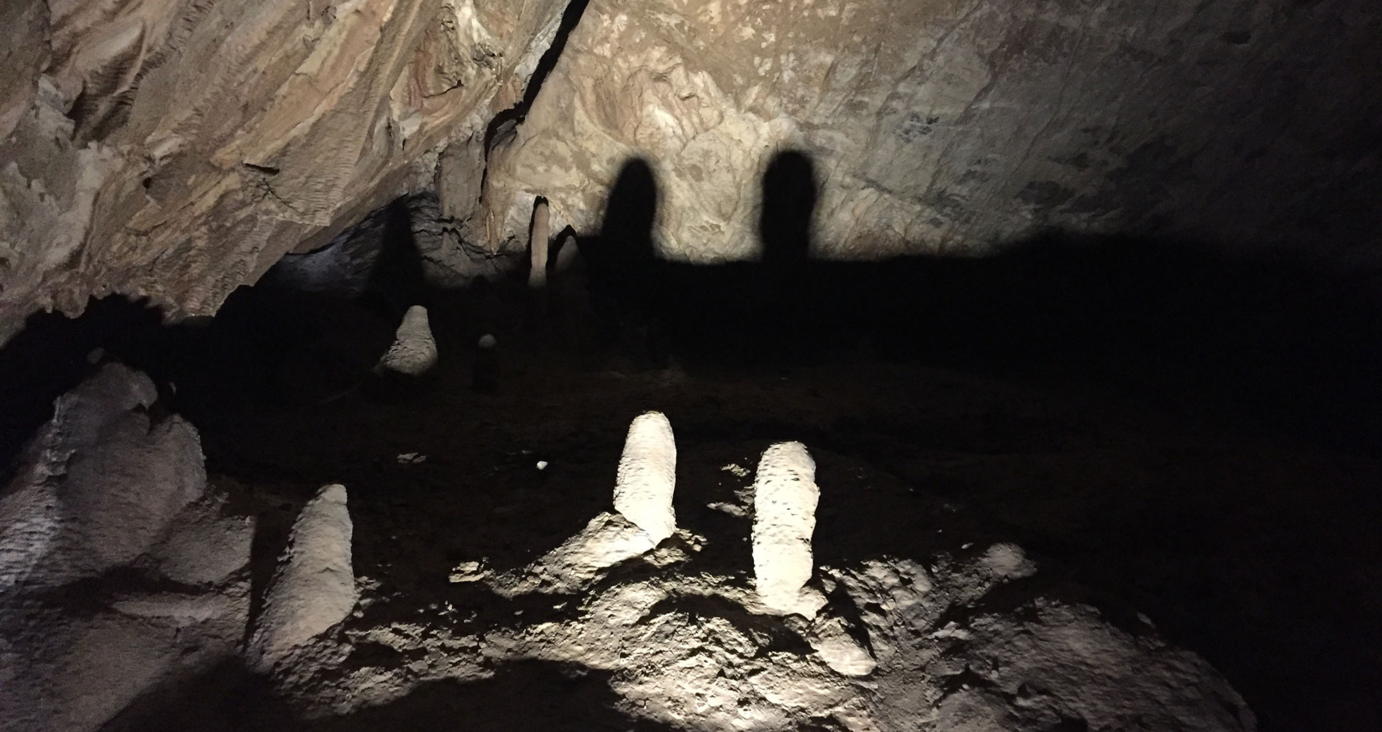 Foto einer Tropfsteinhöhle